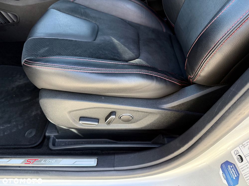 Ford S-Max - 18