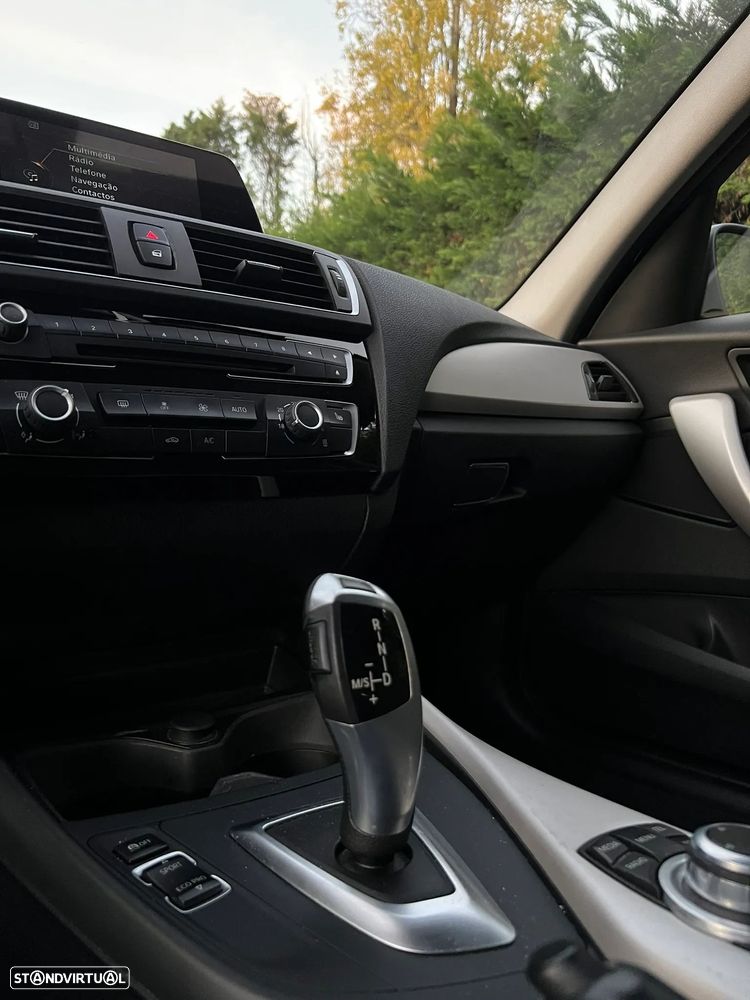 BMW 120 i Aut. Advantage - 11