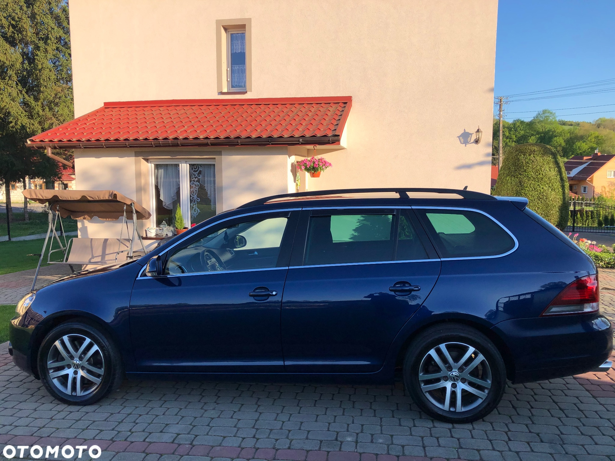 Volkswagen Golf - 6