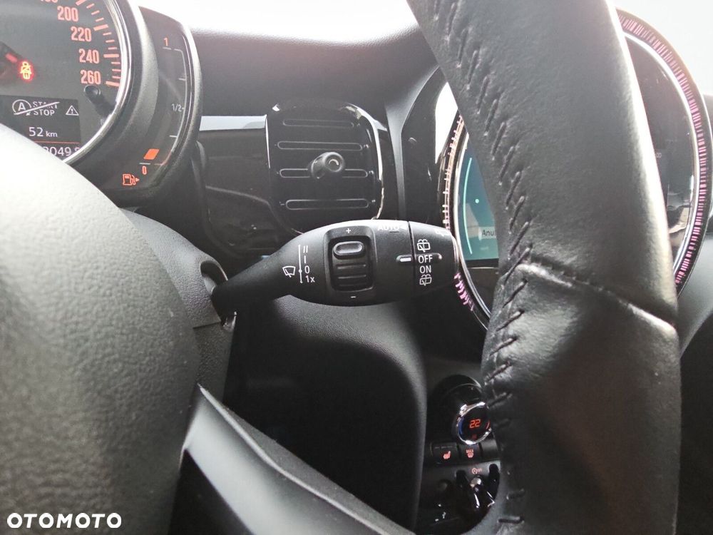 MINI Cooper Classic Trim - 16