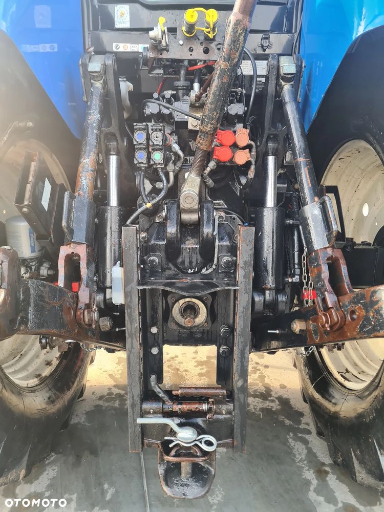 New Holland T7040 AutoCommand - 7