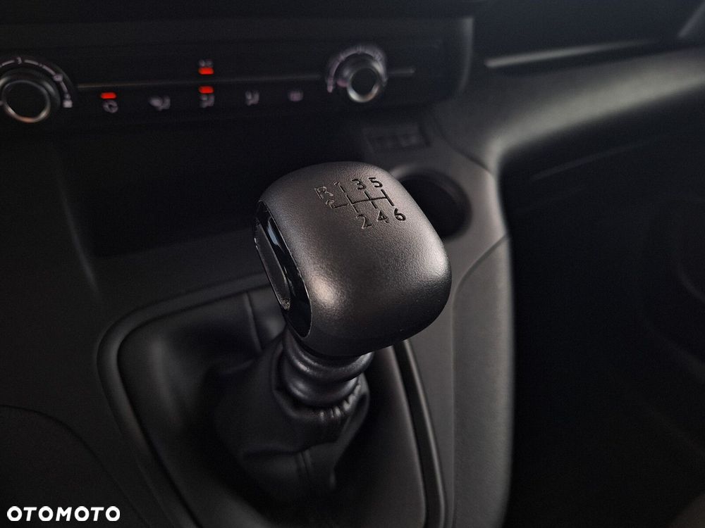 Toyota Proace City Verso 1.5 D-4D Business - 30