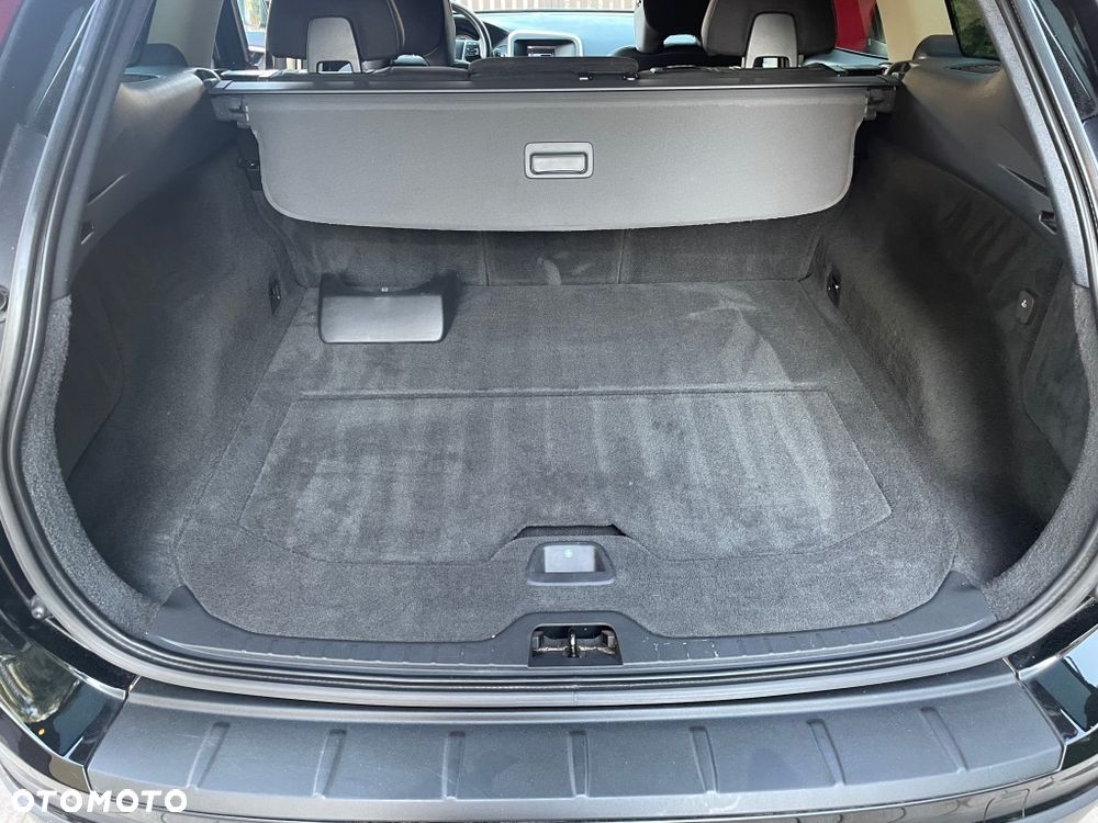 Volvo XC 60 D3 AWD R Design - 23