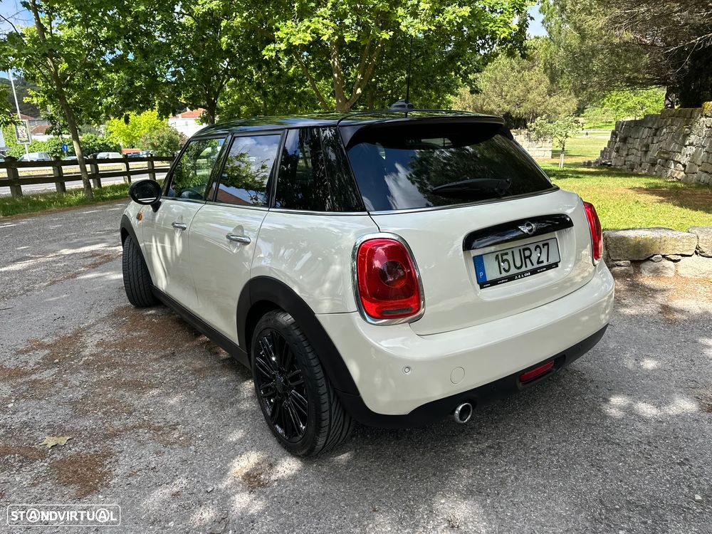 MINI 5 Portas Cooper D - 9