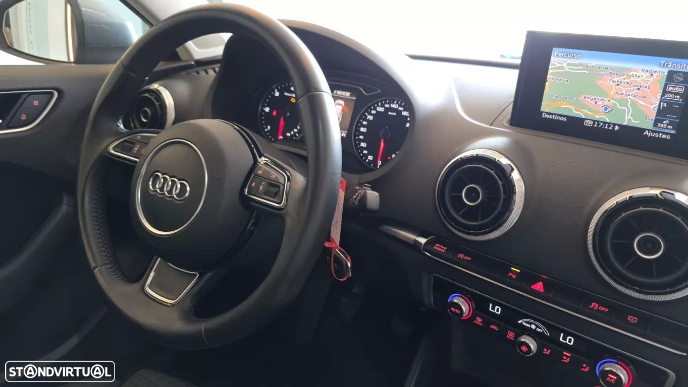 Audi A3 Sportback 2.0 TDI Sport - 48