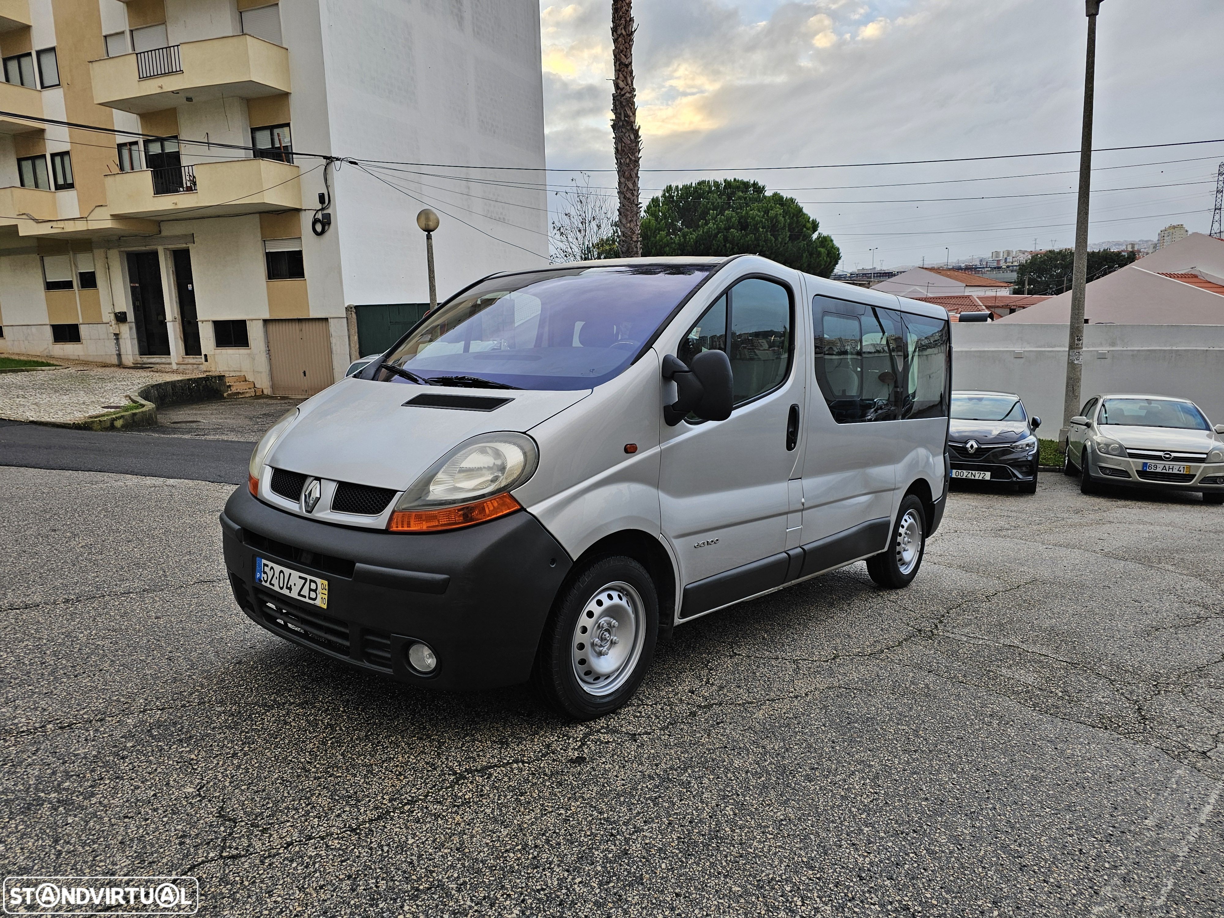 Renault Trafic 1.9 dCi L1H1 1.2T 100 9 - 1