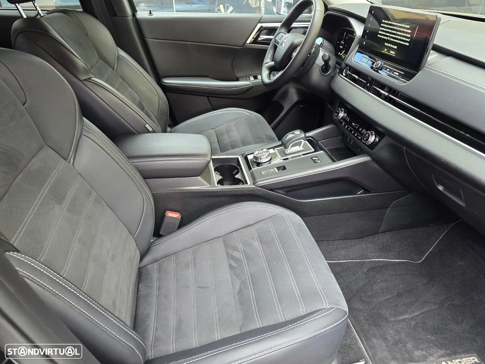 Mitsubishi Outlander 2.4 PHEV Intense - 11