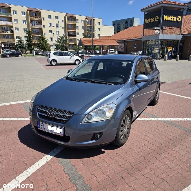 Kia Ceed 1.6 Comfort + - 1