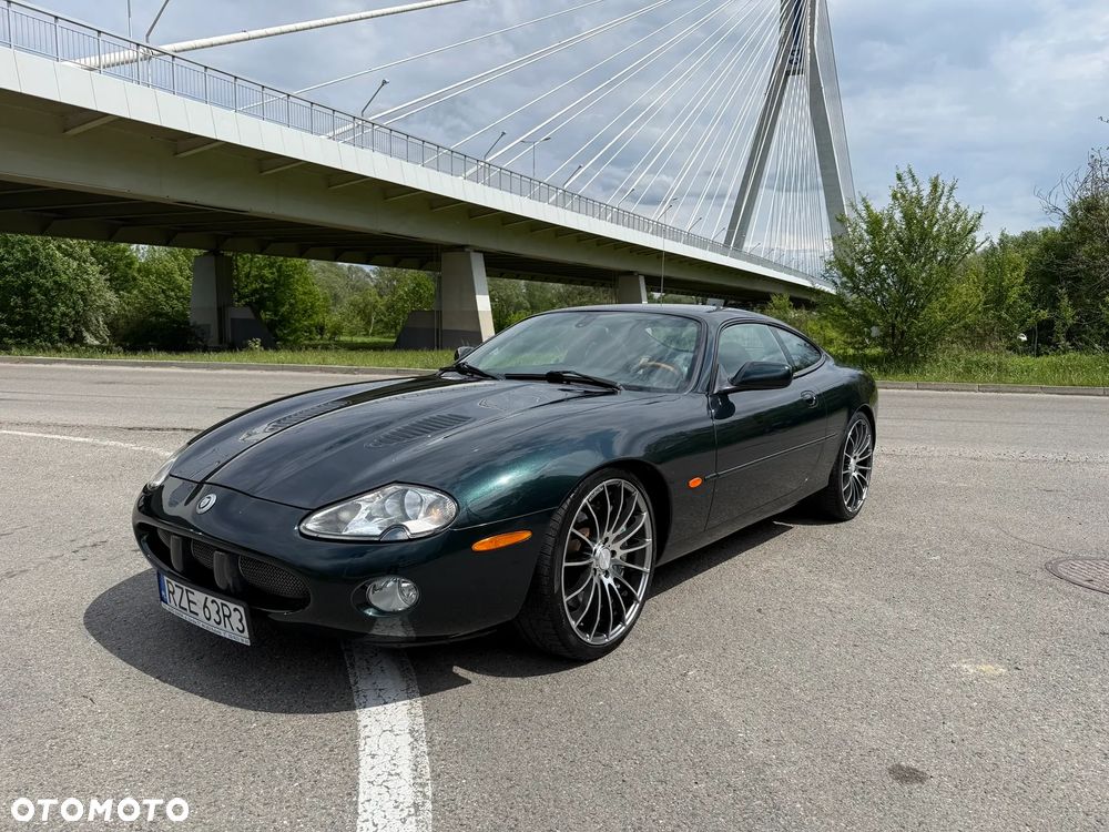 Jaguar XK - 1