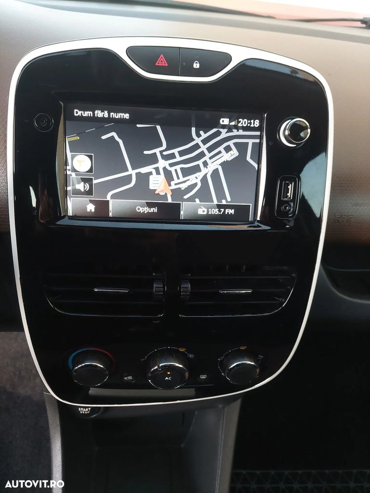 Renault Clio TCe 90 Limited - 13