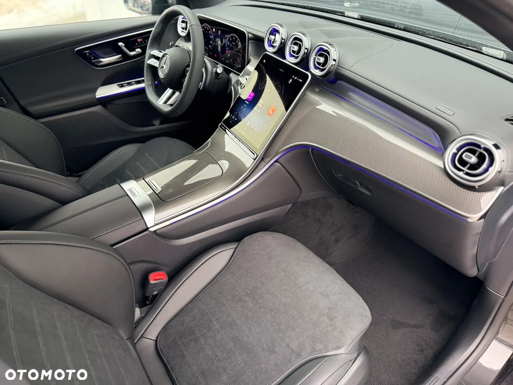 Mercedes-Benz GLC - 21