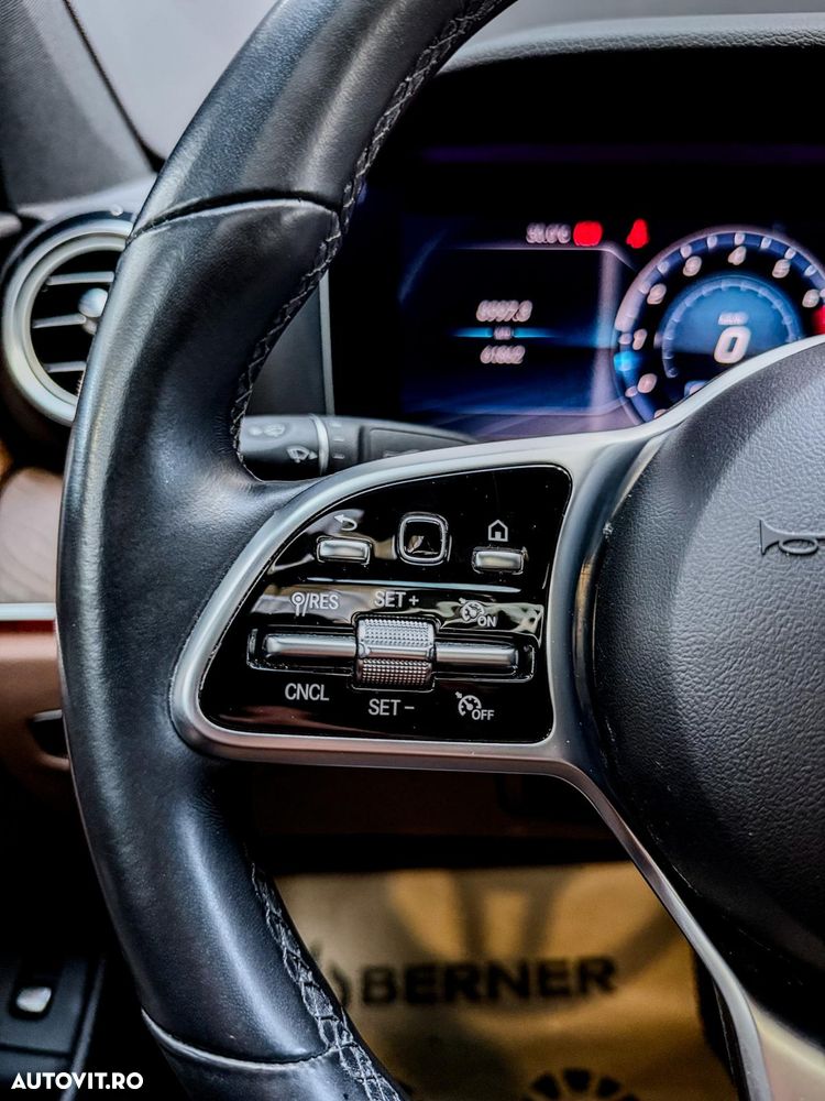 Mercedes-Benz E 300 9G-TRONIC AMG Line - 13