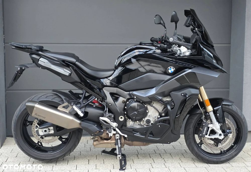BMW XR - 3