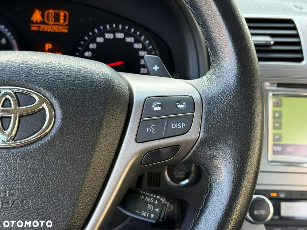 Toyota Avensis 2.0 Premium MS - 10