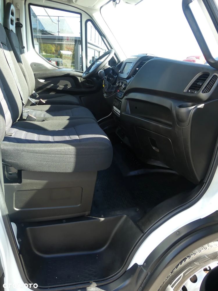 Iveco DAILY 72-180 / ZWYŻKA 17.4m / PODNOŚNIK KOSZOWY / - 36