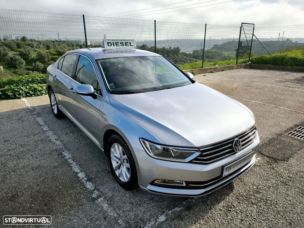 VW Passat 2.0 TDI Business P.DSG - 4