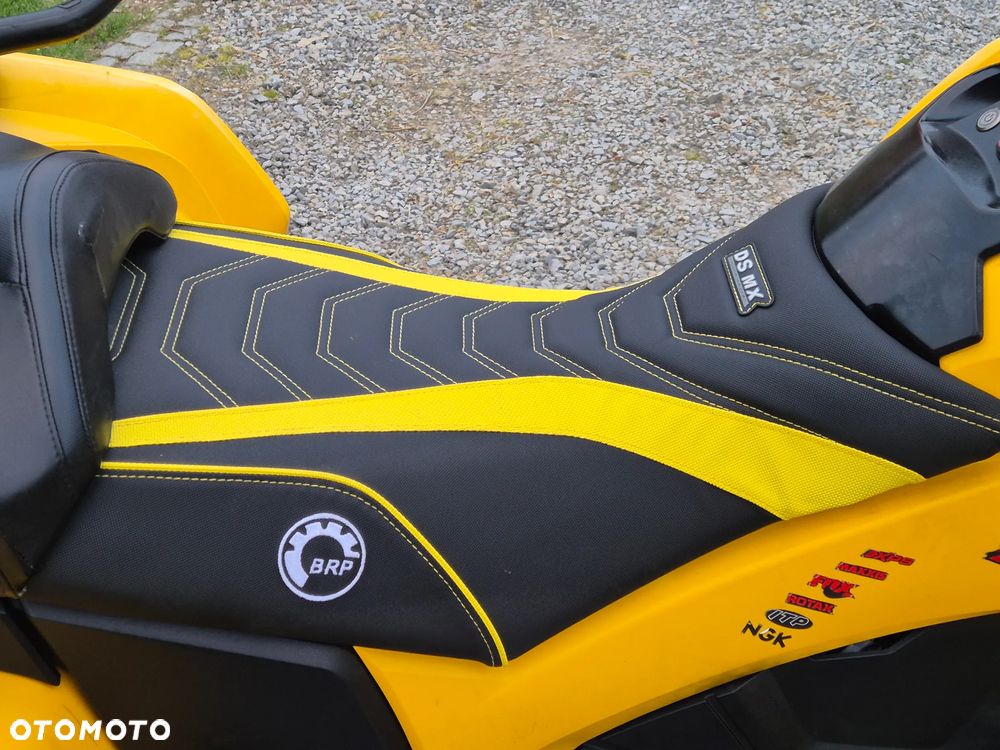Can-Am Outlander Max - 12