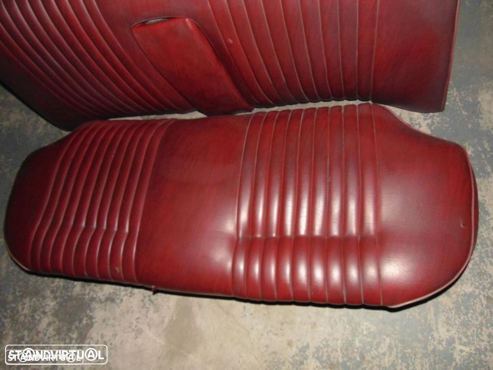 Peugeot 404 carro conjunto dos bancos - 5