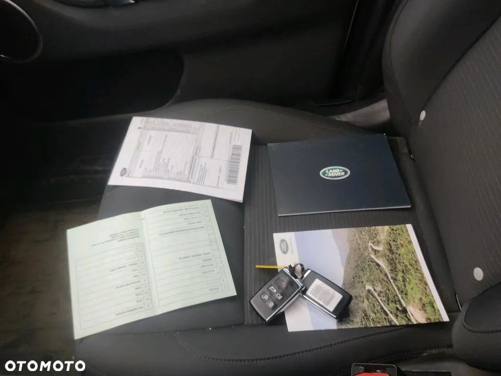 Land Rover Discovery Sport - 28