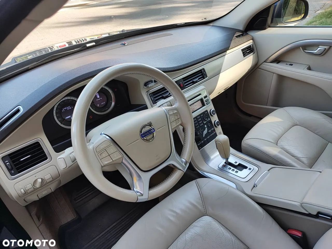 Volvo V70 - 1