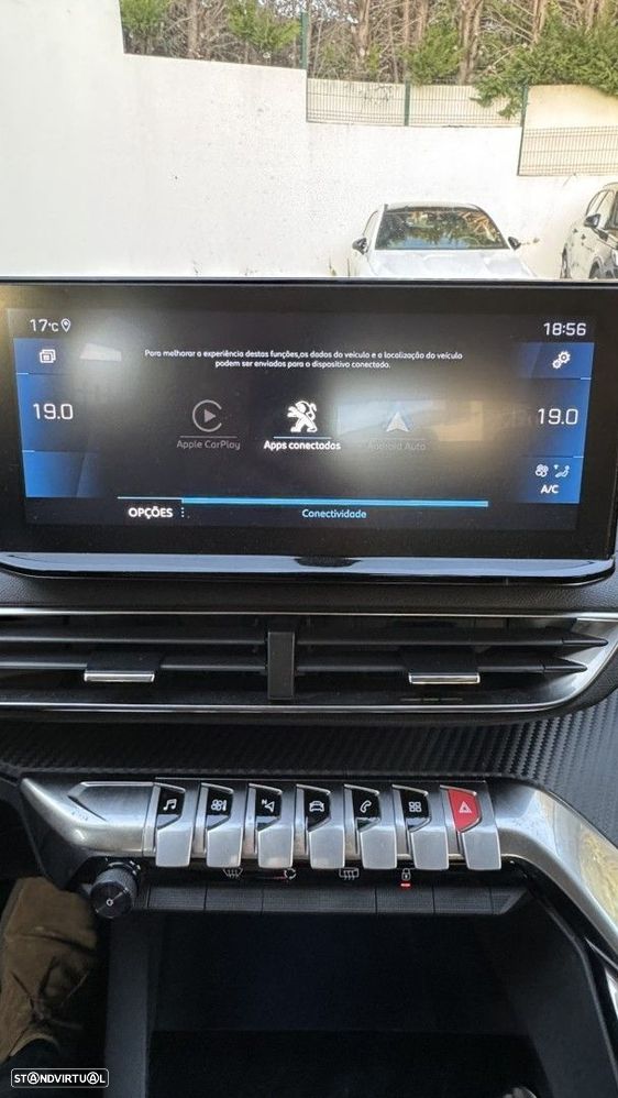 Peugeot 3008 1.2 PureTech Allure Pack - 24