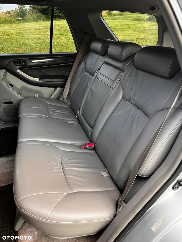 Toyota 4-Runner - 16