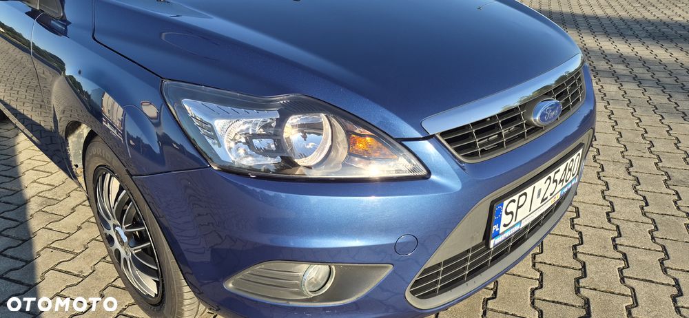 Ford Focus 1.6 16V Ambiente - 6