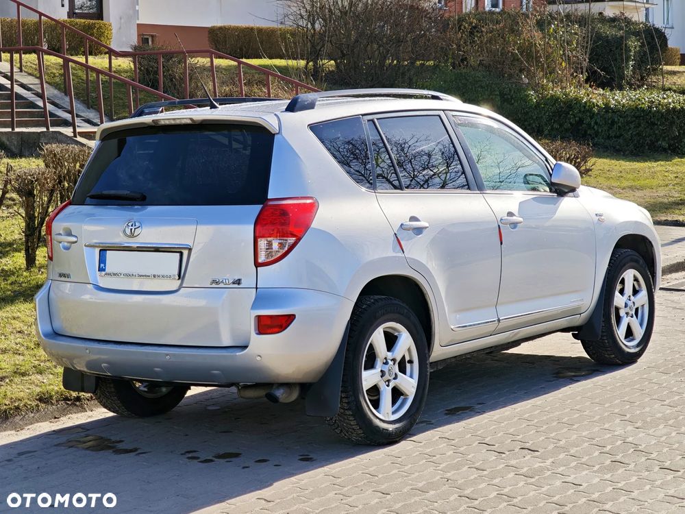 Toyota RAV4 2.2 D-4D Luna - 5