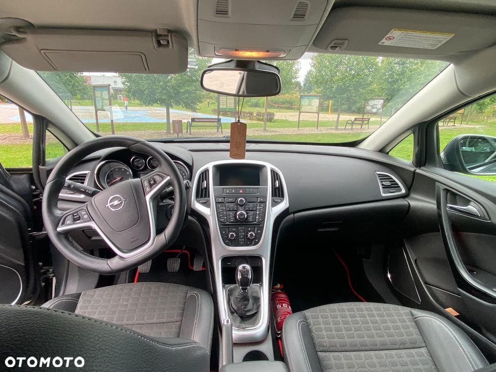 Opel Astra - 2
