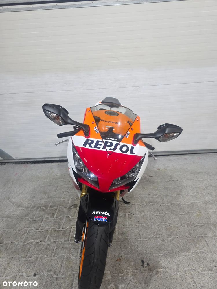 Honda CBR - 17
