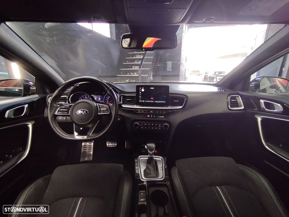 Kia Ceed 1.4 T-GDi GT Line 7DCT - 17