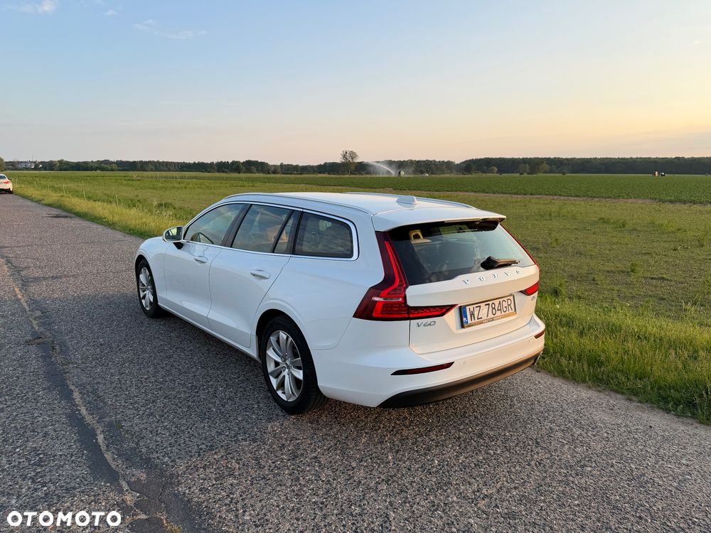 Volvo V60 D3 Momentum Pro - 5