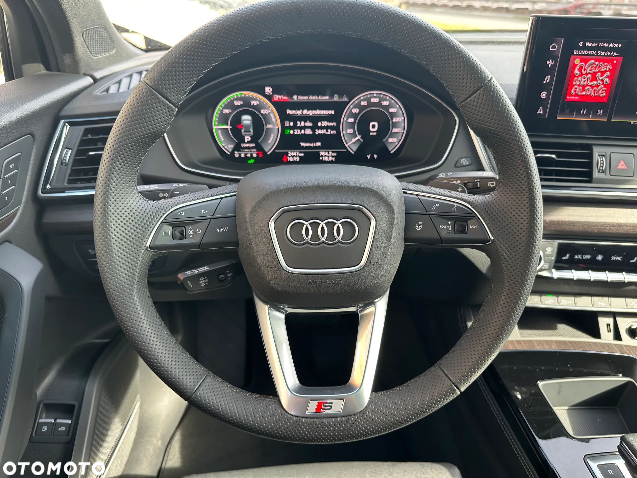 Audi Q5 55 TFSIe quattro S tronic S line - 9
