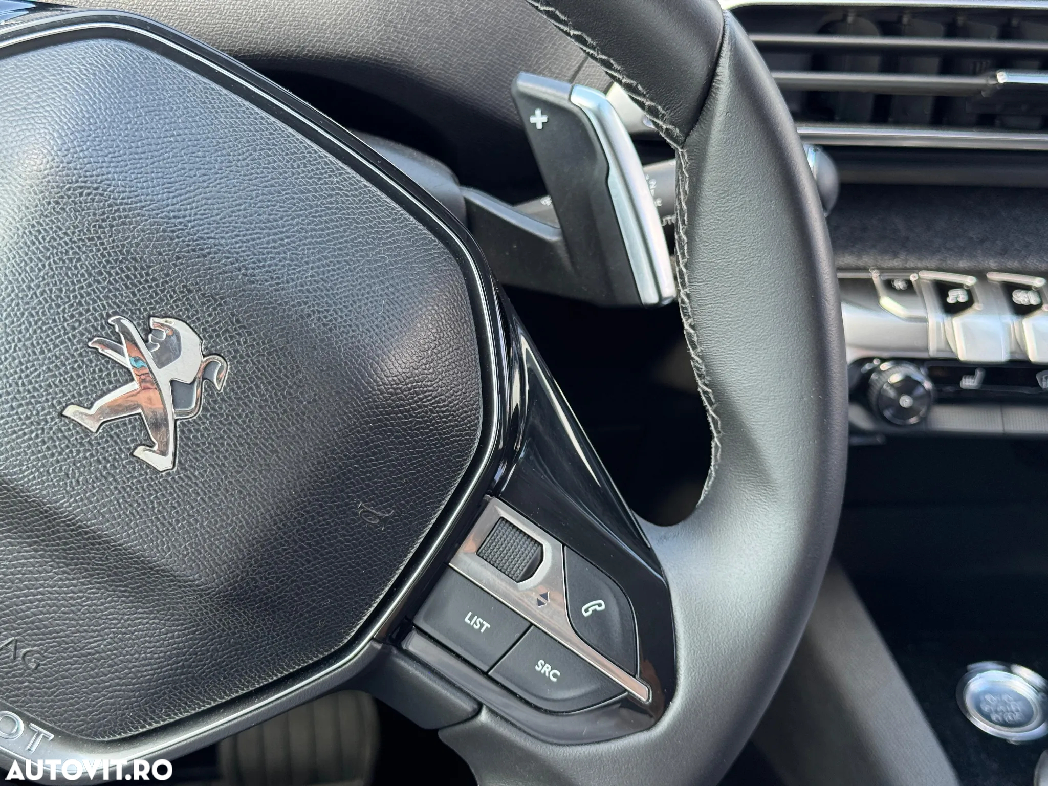 Peugeot 3008 1.5 BlueHDI 130 S&S EAT8 Allure - 15