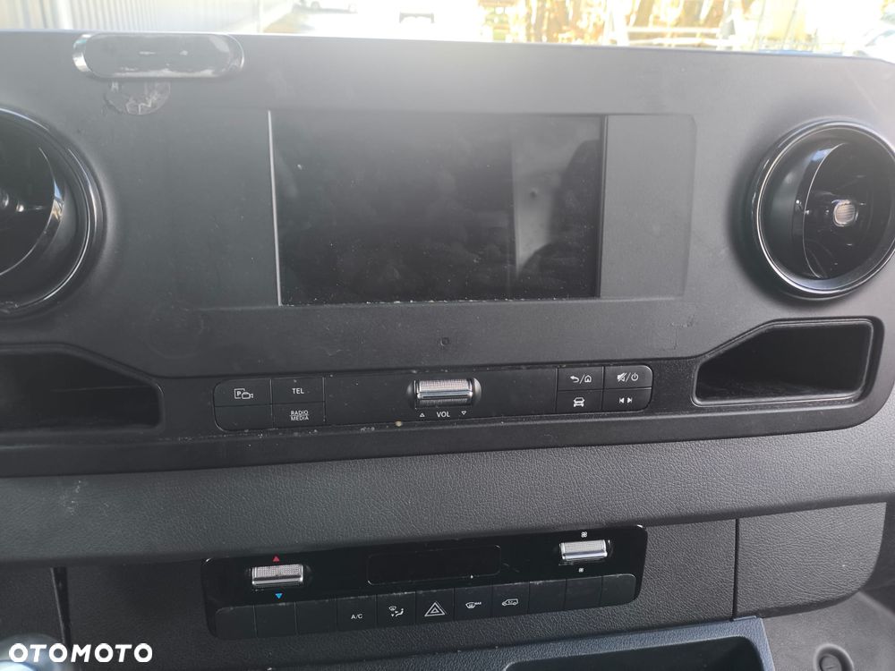 Mercedes-Benz sprinter - 8