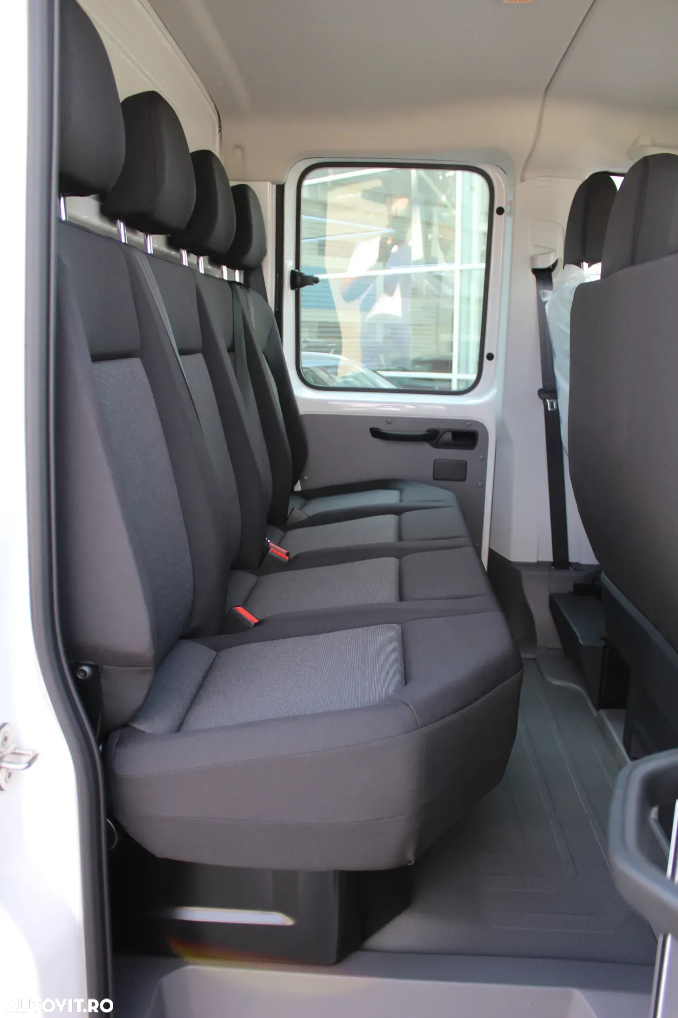 Volkswagen Crafter 5.0 CD Bena L4 dRWD 120kW - 11
