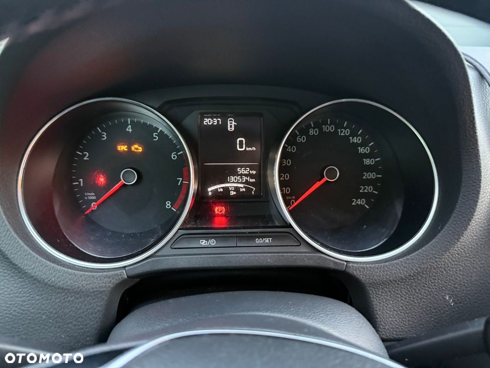 Volkswagen Polo - 11