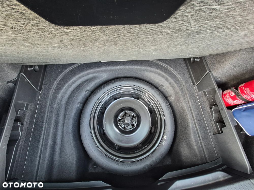 Volkswagen Golf Variant 1.5 eTSI EVO Life DSG - 32