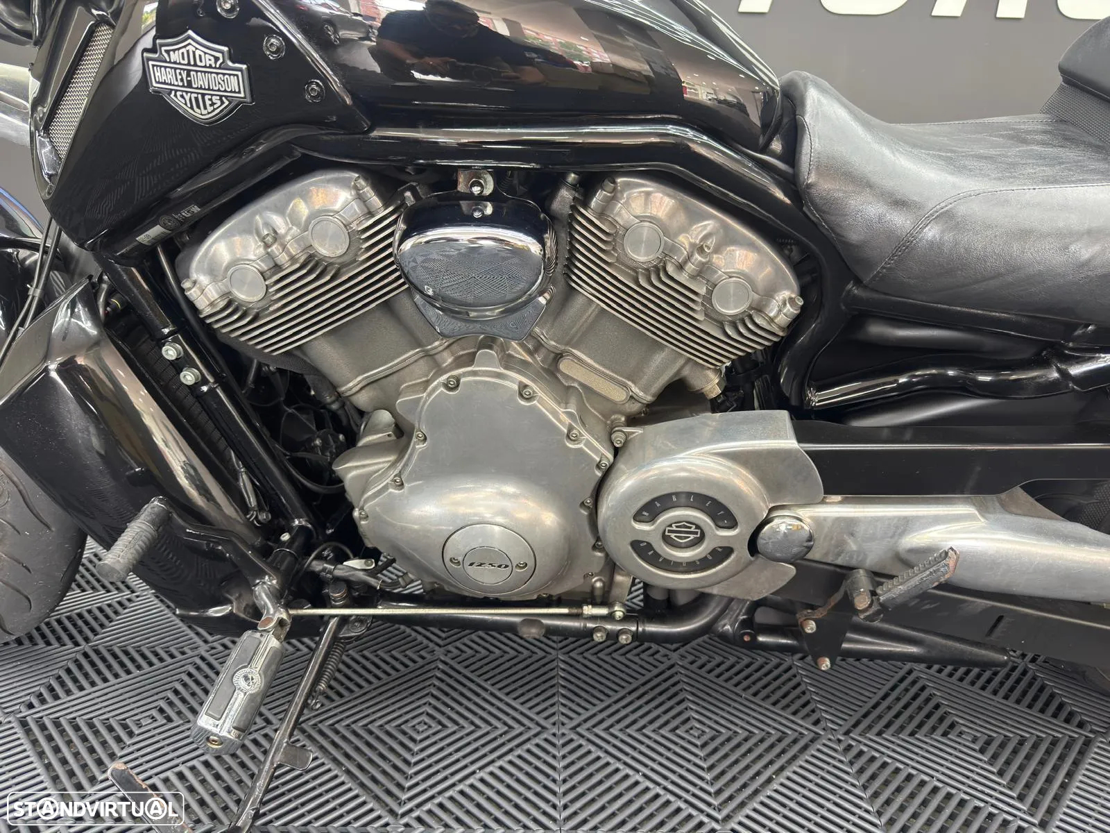 Harley-Davidson VRSCF MUSCLE - 17