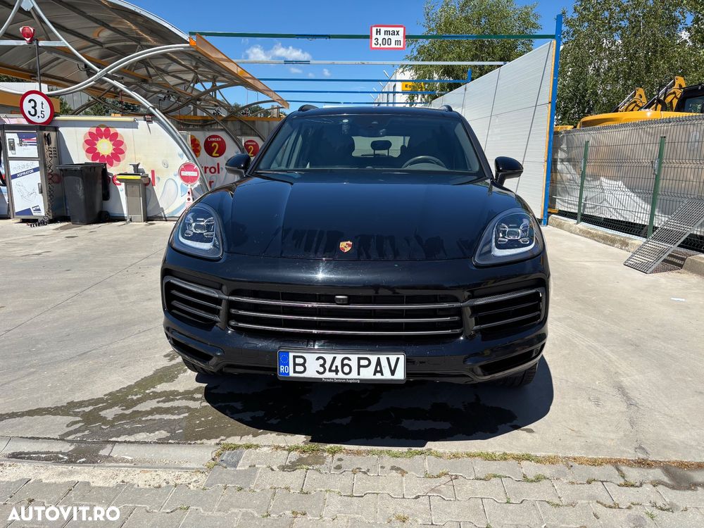 Porsche Cayenne E-Hybrid - 2