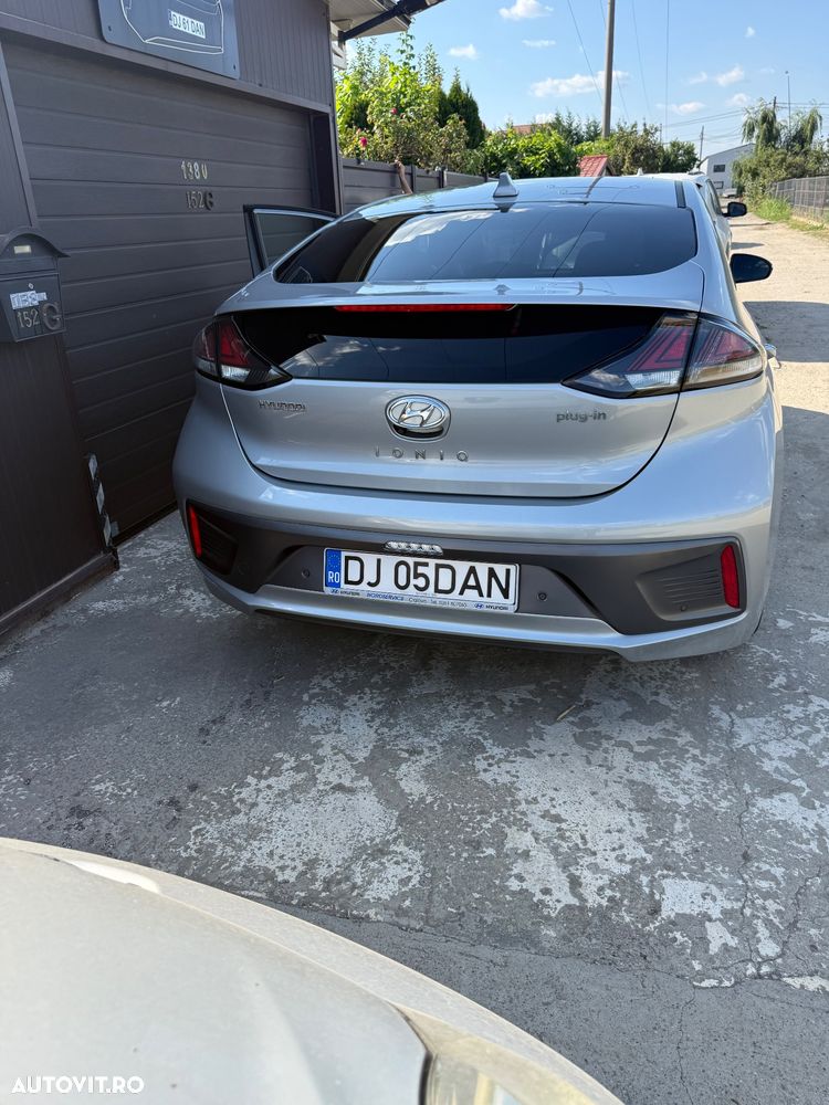 Hyundai IONIQ - 5