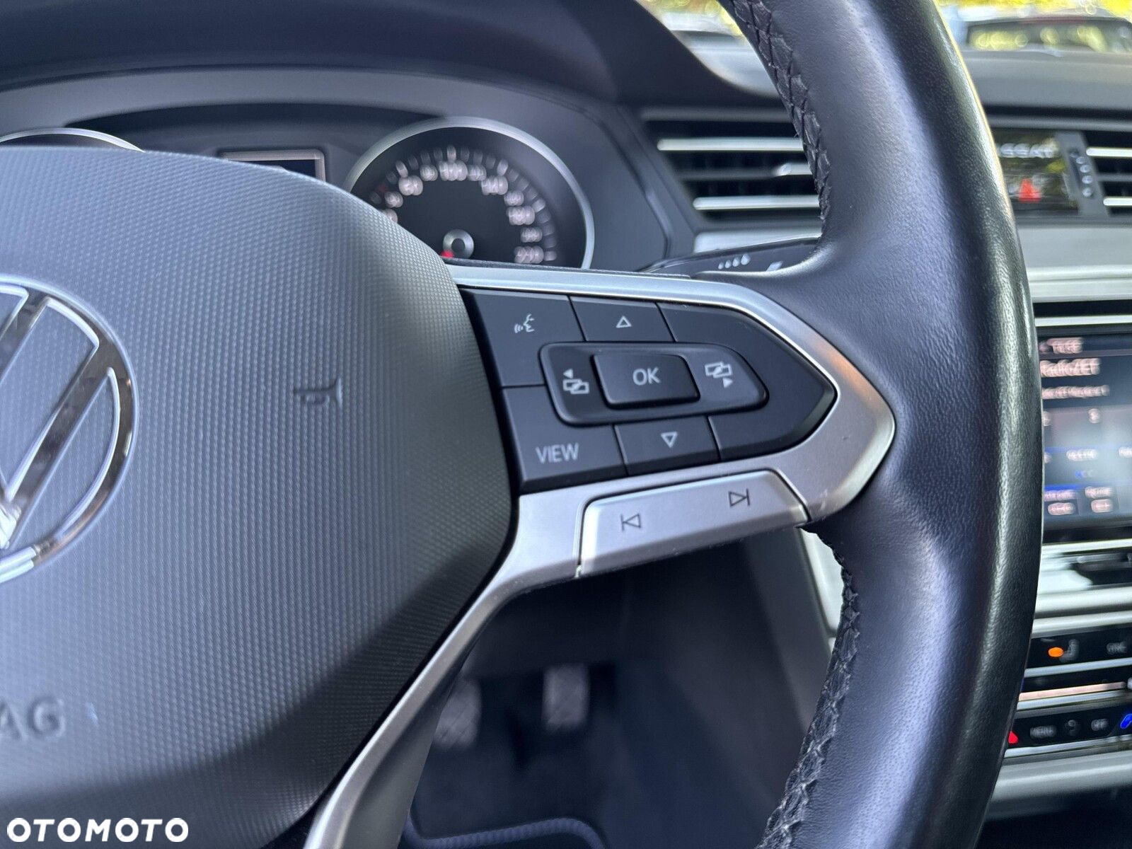 Volkswagen Passat 2.0 TDI EVO Essence - 23