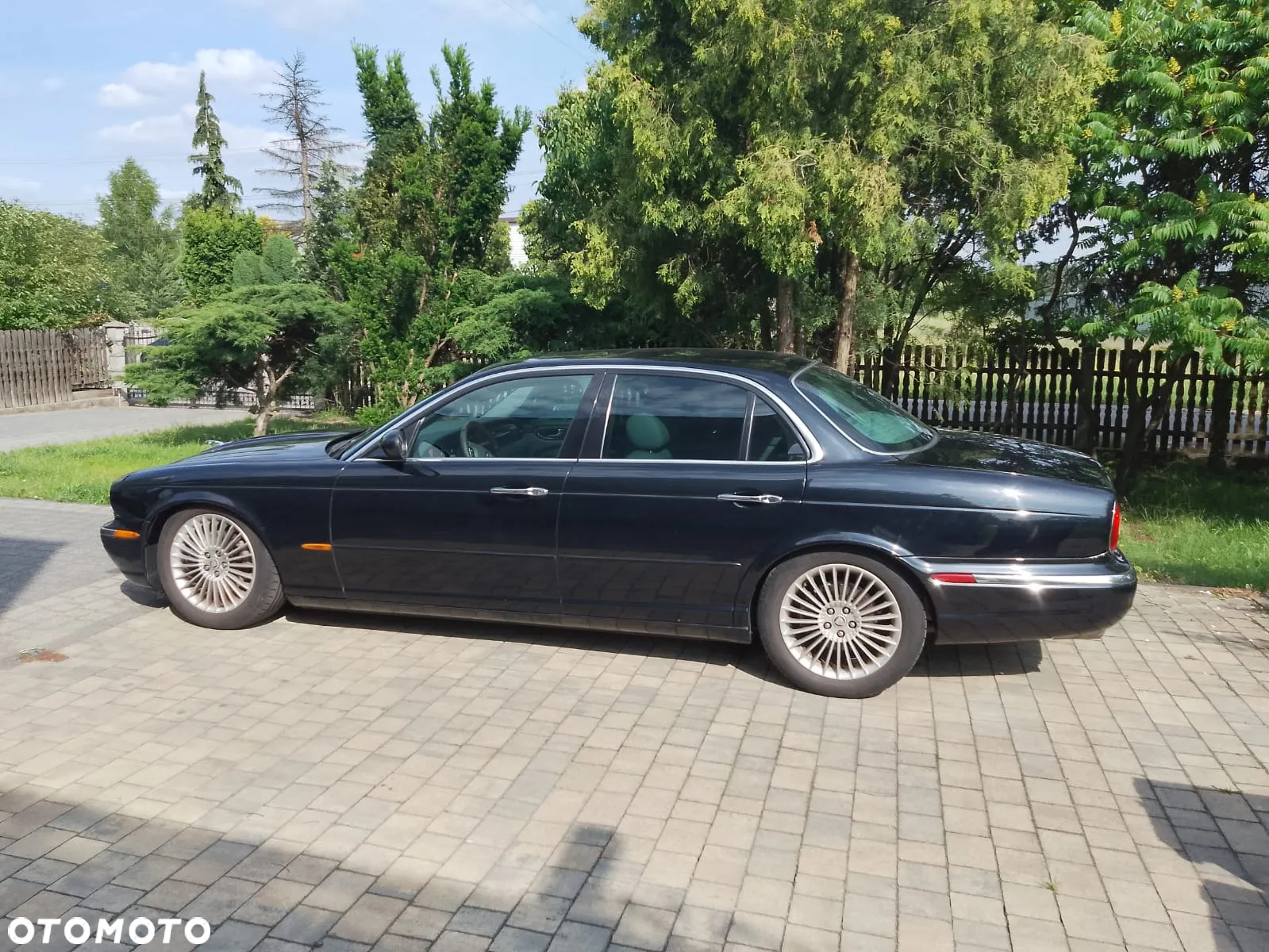 Jaguar XJ - 3