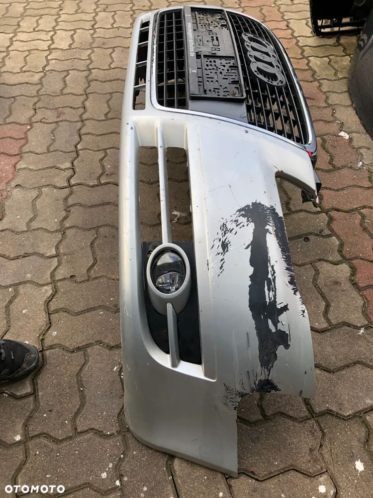 AUDI B6 ZDERZK  PRZÓD GRILL - 7