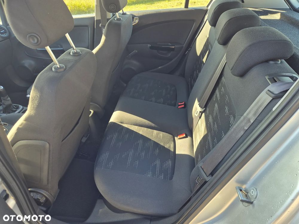 Opel Corsa 1.2 16V Enjoy - 13