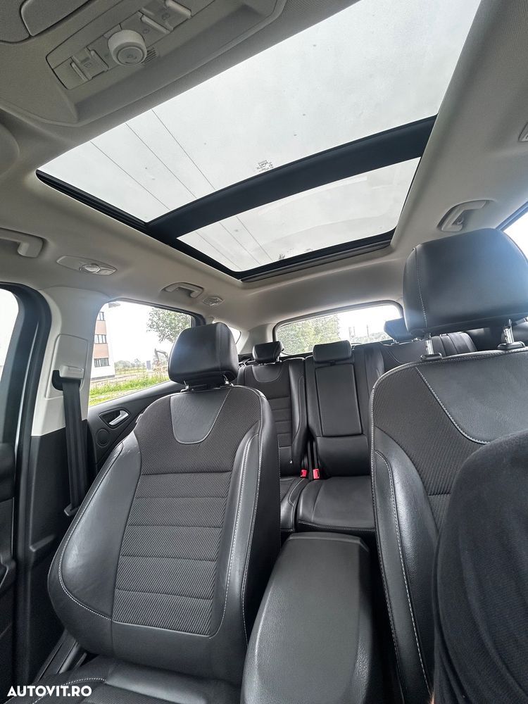Ford Kuga 2.0 TDCi Powershift 4WD Titanium - 15
