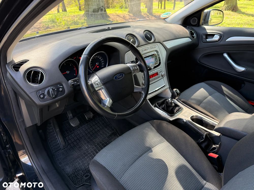 Ford Mondeo 2.0 TDCi Viva Titanium - 12