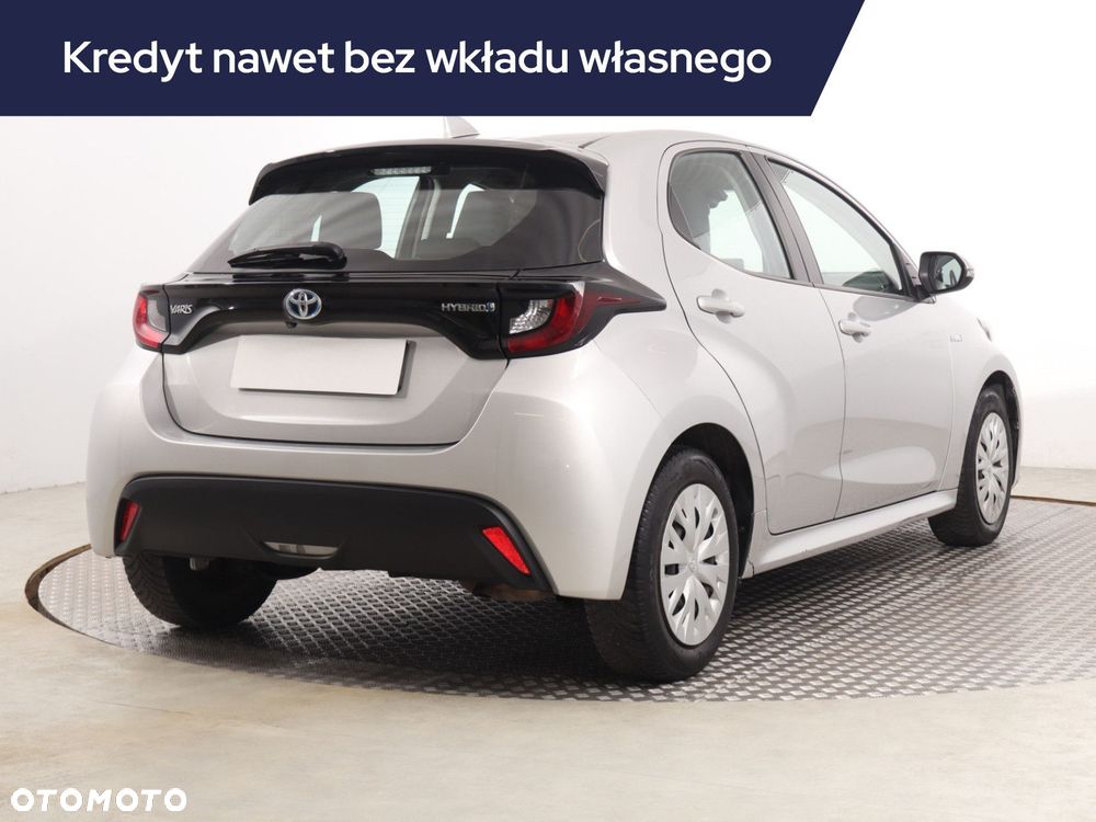 Toyota Yaris - 7