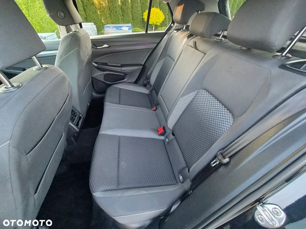 Volkswagen Golf 1.5 eTSI OPF DSG Active - 10