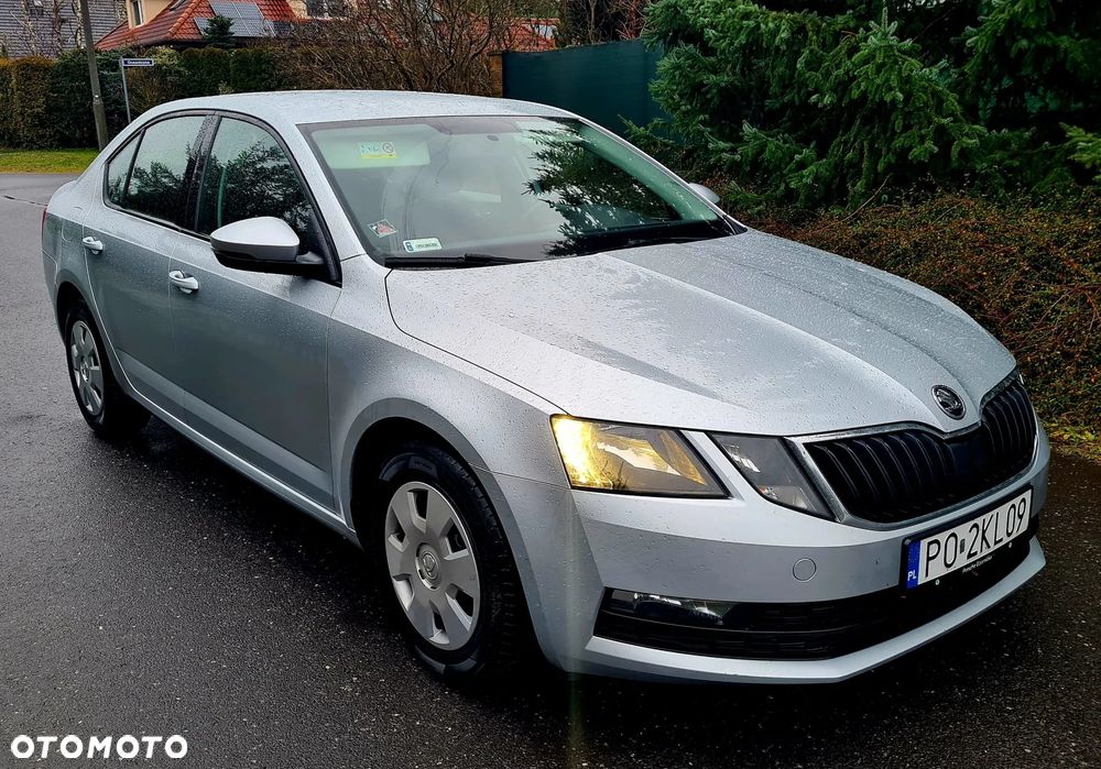 Skoda Octavia 1.6 TDI SCR Active - 2